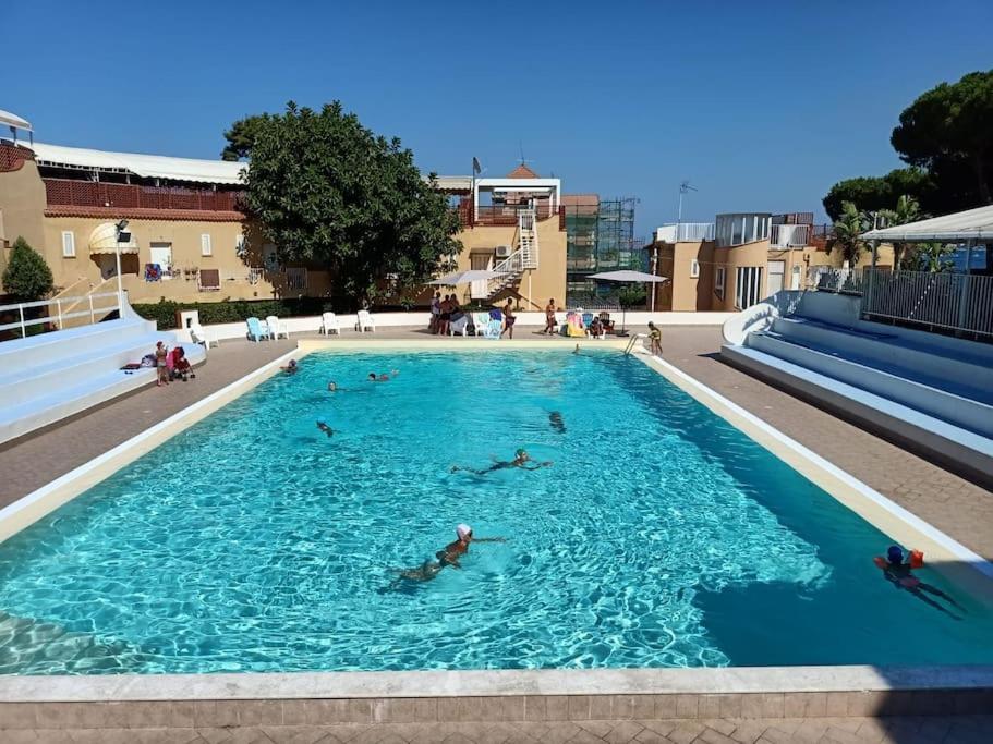Mondello Ashur Margot House Palermo Bagian luar foto